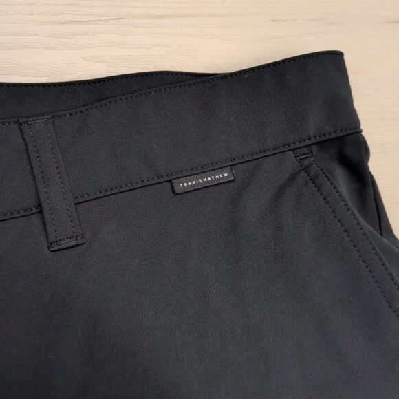Travis Mathew Open to Close Tech Knit Pants Mens 36x28 Golf Black Performance - Picture 2 of 12